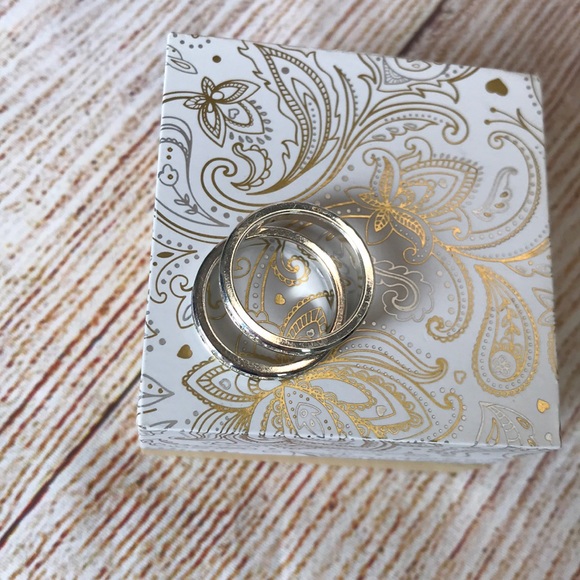 ✨Silver-Tone Cubic Zirconia Ring Duo Band Set - Picture 7 of 7